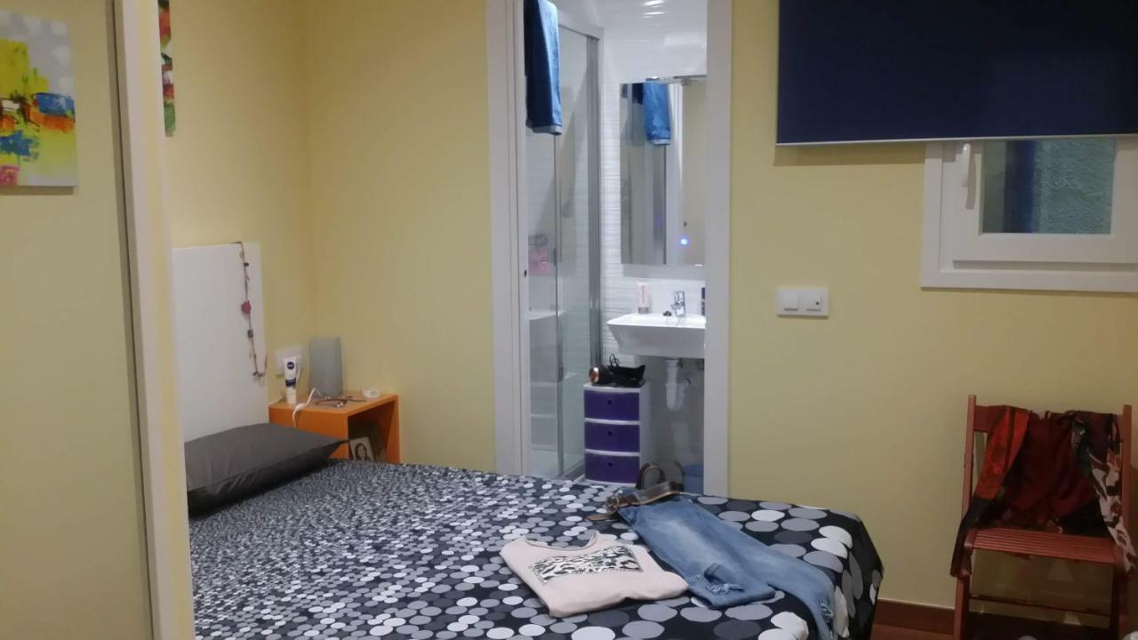 Apartamentos Ferran Paqui 罗萨斯 外观 照片